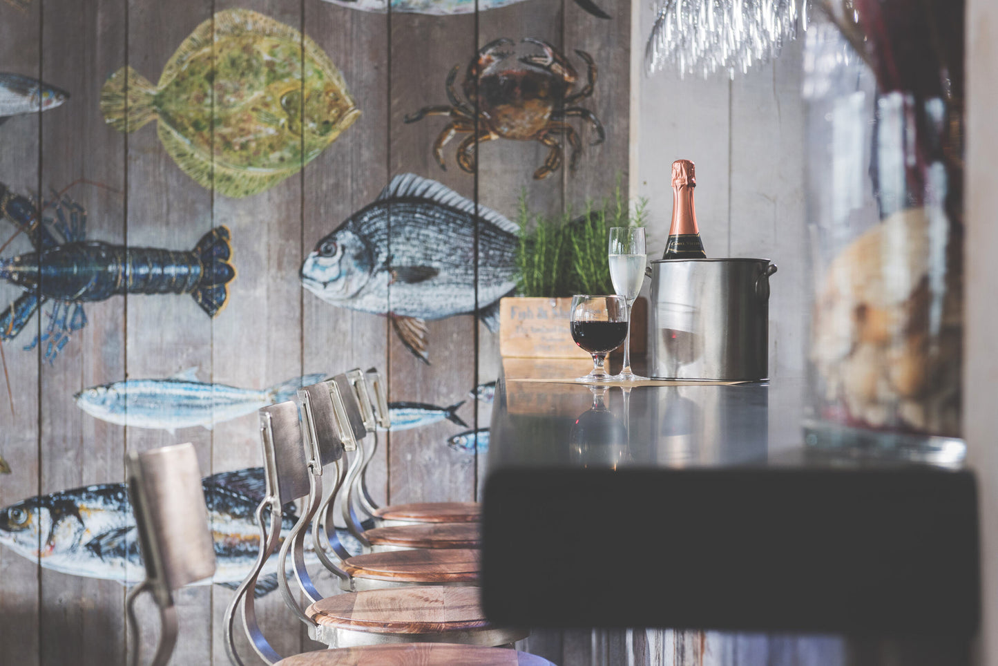 OYSTER BAR WITH FISHERIES RETAIL