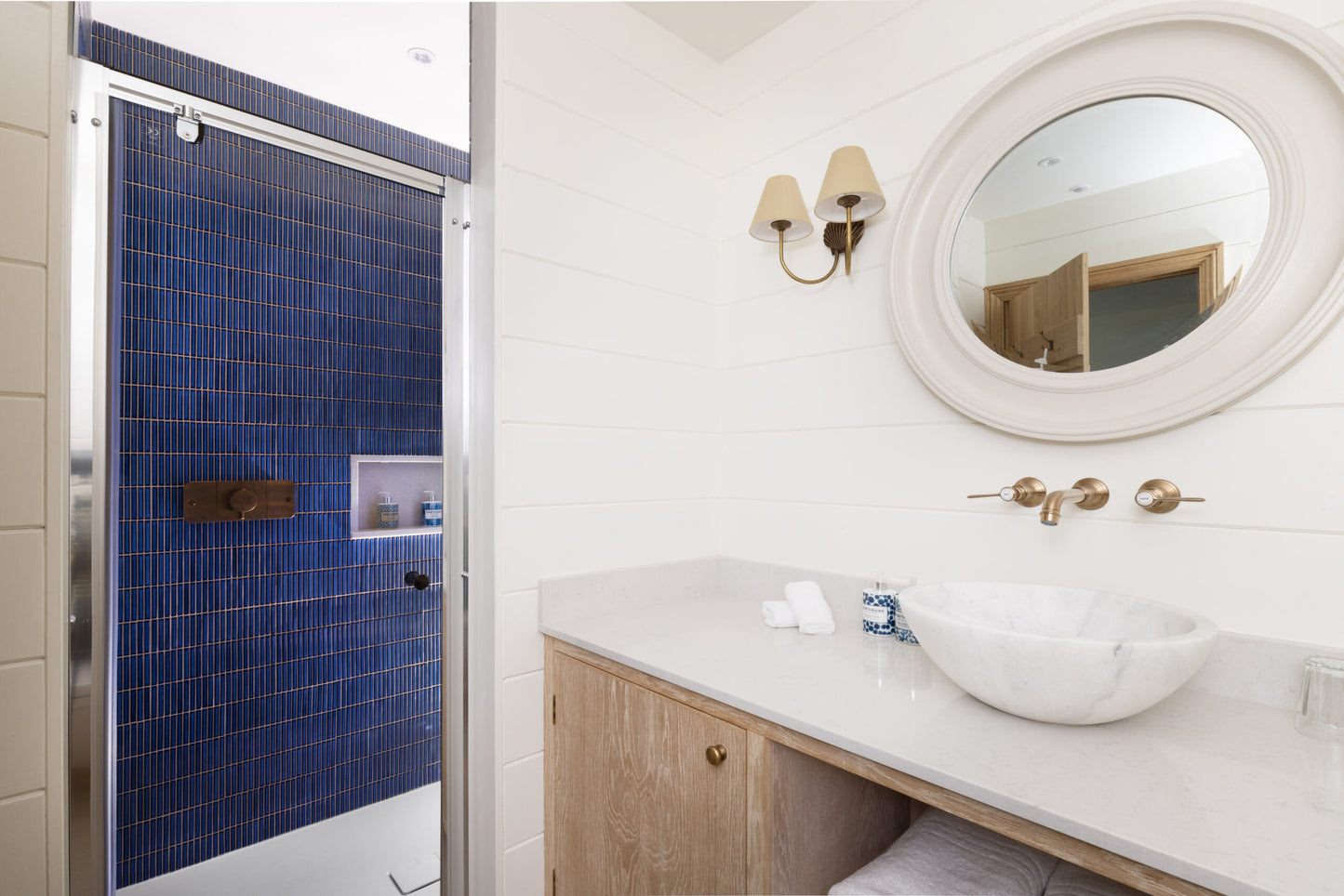 ST BREOK HOTEL ROOM. PADSTOW. CORNWALL