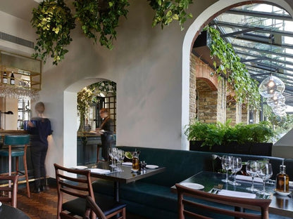 RESTAURANT BARNES LONDON.